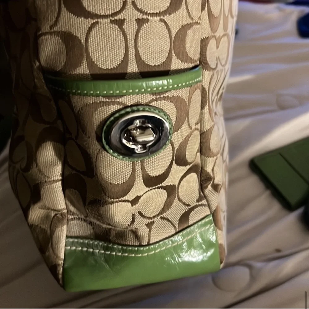 Tan with Green Leather Coach Handbag Color: Green/Tan Size: Medium NWOT - Picture 2 of 7